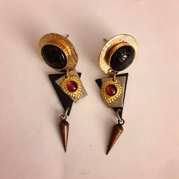 Art Deco style 2" dangle earrings gold tone - Picture 2 of 2